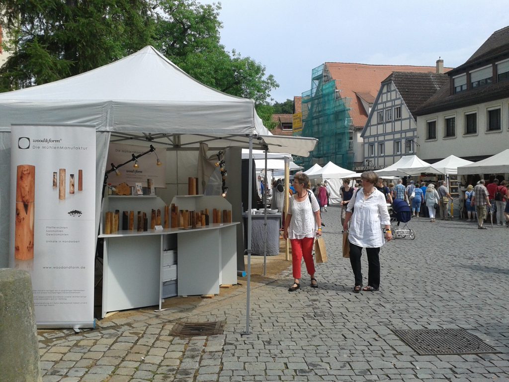 Woodandform Salz- und Pfeffermühlen auf dem Kunsthandwerkermarkt