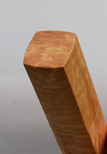 Woodandform Salz- und Pfeffermühlen mit quadratischer Grundform